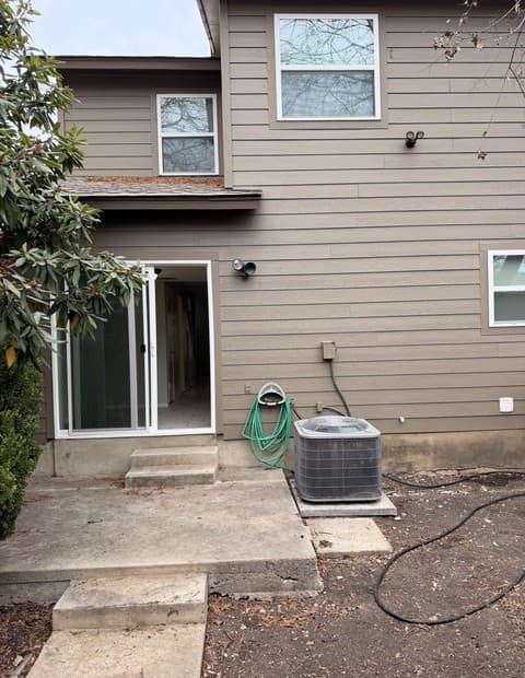 2-bedroom rental at 13618 Dutch Myrtle in San Antonio TX