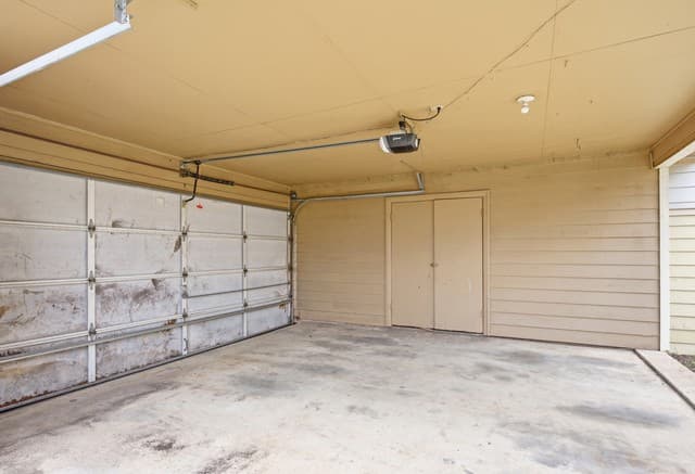 3-bedroom rental at 11739 Spring Club in San Antonio, TX — photo 5
