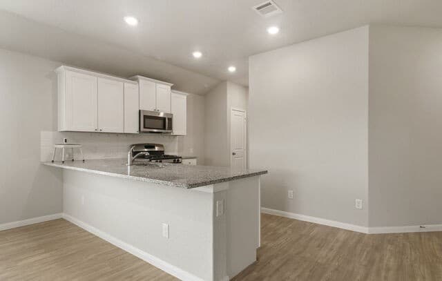 3-bedroom rental at 7814 Annex St in San Antonio, TX — photo 4