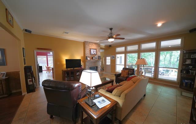 4-bedroom rental at 2834 Bent Tree in Schertz, TX — photo 4
