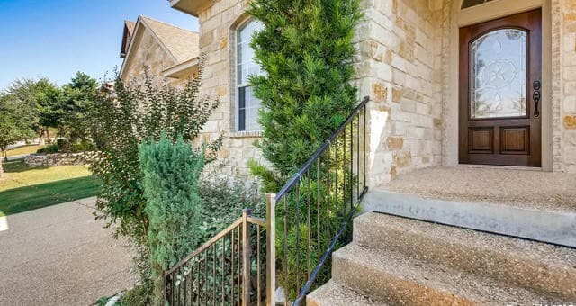 4-bedroom rental at 3446 Condalia Ct in San Antonio, TX — photo 3