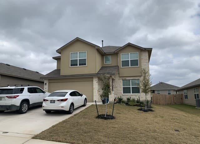 5-bedroom rental at 160 Harley Hay in Cibolo TX