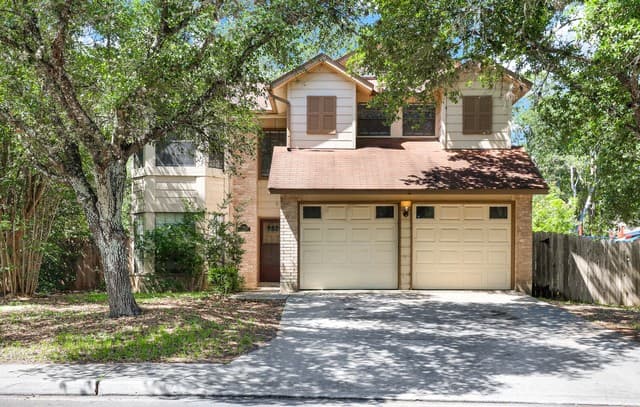 3-bedroom rental at 13802 Cypress Hollow Dr in San Antonio TX