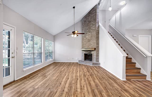 3-bedroom rental at 13802 Cypress Hollow Dr in San Antonio, TX — photo 3