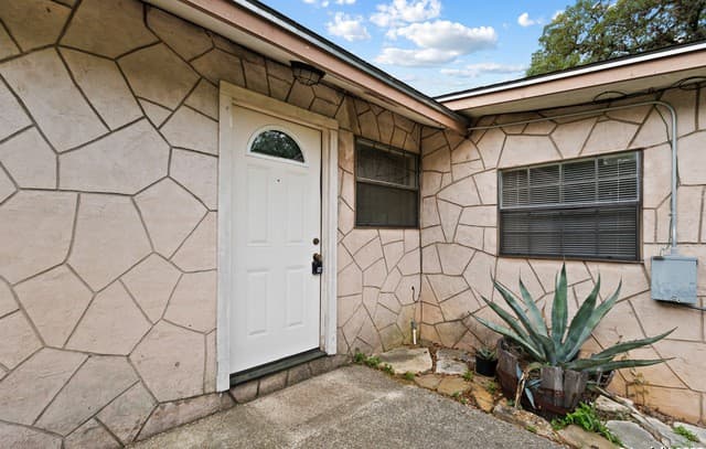 2-bedroom rental at 9423 Aqua Dr. W in Boerne TX