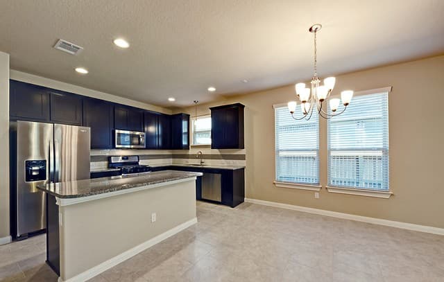3-bedroom rental at 25772 Velvet Creek in San Antonio, TX — photo 2
