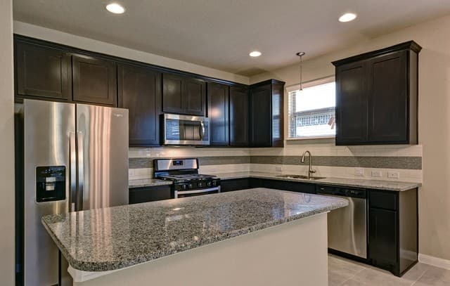 3-bedroom rental at 25772 Velvet Creek in San Antonio, TX — photo 4