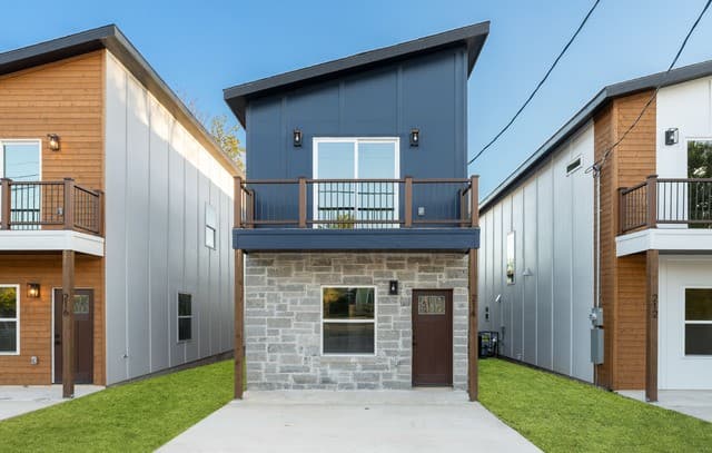 3-bedroom rental at 214 Cooper St Unit UNIT A in San Antonio TX