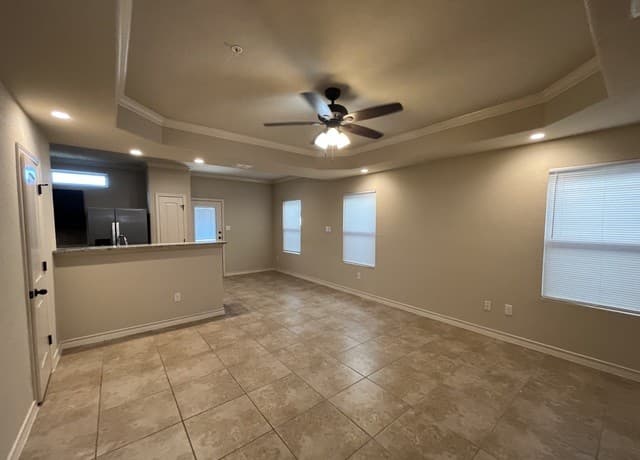 3-bedroom rental at 6511 Marcel Way Unit 104 in San Antonio, TX — photo 2