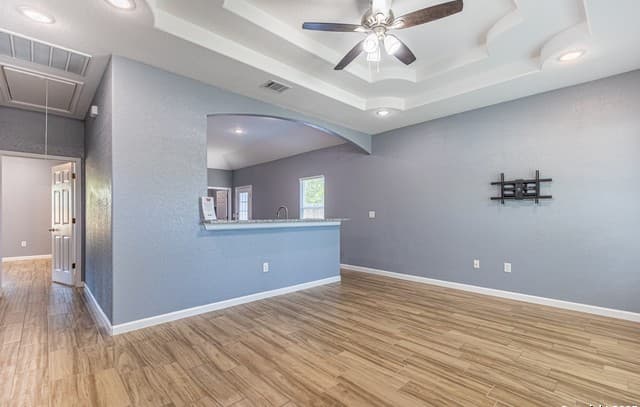 3-bedroom rental at 479 Corliss in San Antonio, TX — photo 4