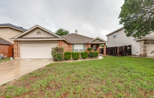 3-bedroom rental at 5231 Stormy Trail in San Antonio TX