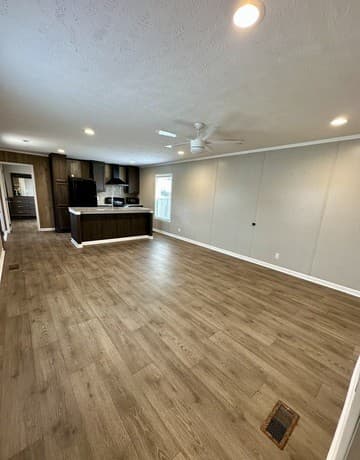 3-bedroom rental at 8622 S Zarzamora St Unit 423 in San Antonio, TX — photo 3