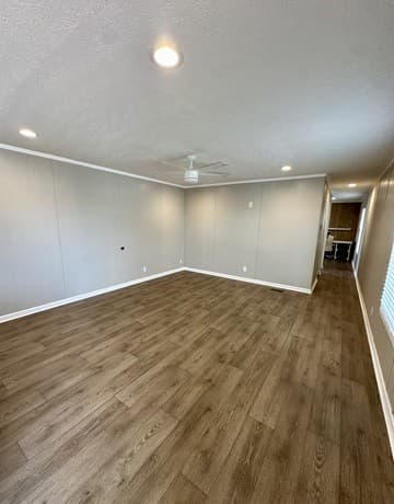 3-bedroom rental at 8622 S Zarzamora St Unit 423 in San Antonio, TX — photo 4