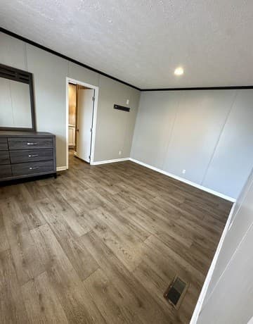 3-bedroom rental at 8622 S Zarzamora St Unit 423 in San Antonio, TX — photo 5