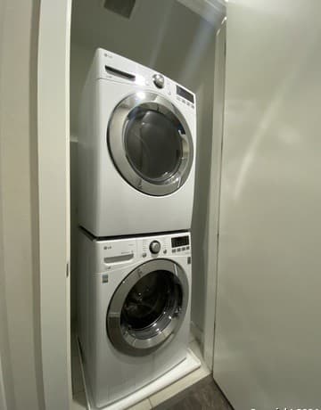 3-bedroom rental at 330 Clay St Unit 28 in San Antonio, TX — photo 5