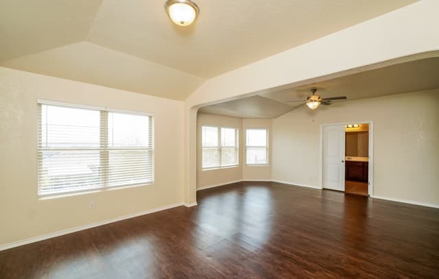 3-bedroom rental at 2546 Just My Style in San Antonio, TX — photo 5