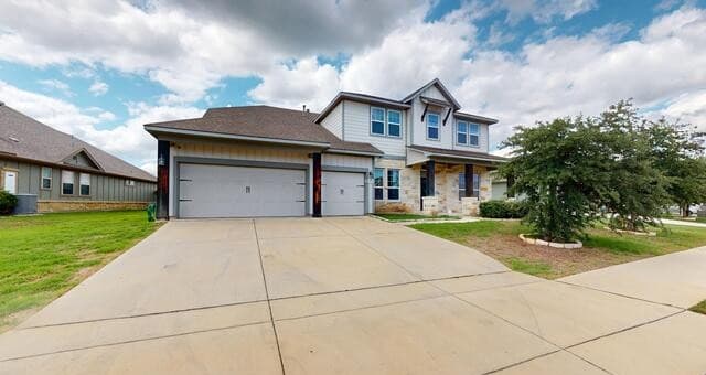 6-bedroom rental at 11907 Hollering Pass in Schertz TX