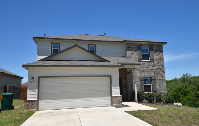 3-bedroom rental at 9111 Spigel Way in Converse TX