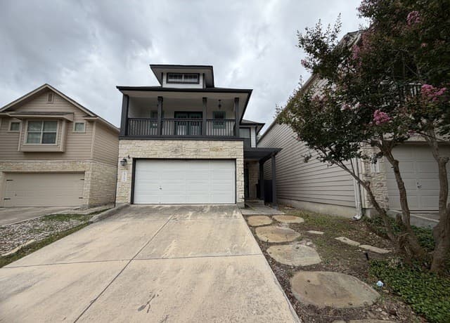 3-bedroom rental at 13104 Brook Arbor in San Antonio TX