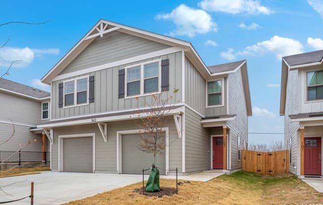 3-bedroom rental at 7612 Briarwood Pass Unit 102 in San Antonio TX