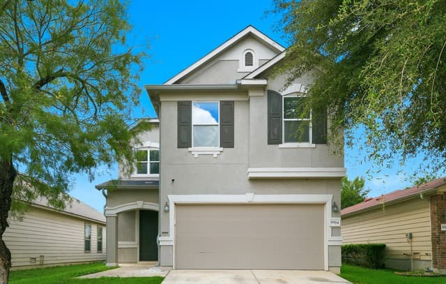 3-bedroom rental at 9914 Boxer Crk in San Antonio TX