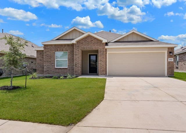 4-bedroom rental at 15048 Nettleton Mill in San Antonio TX