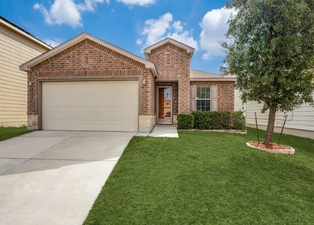 3-bedroom rental at 8922 Oakwood Park in San Antonio TX