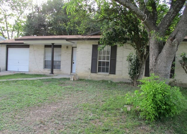 3-bedroom rental at 11823 Casa Alto St in San Antonio TX