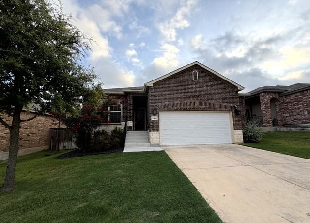 4-bedroom rental at 14615 Running Wolf in San Antonio TX