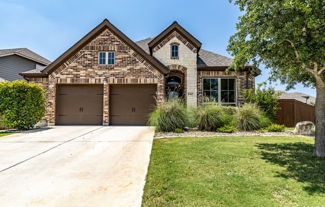3-bedroom rental at 8427 Lajitas Bnd in San Antonio TX