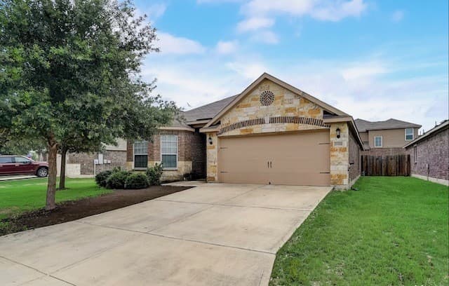 3-bedroom rental at 11918 Luckey Vw in San Antonio TX