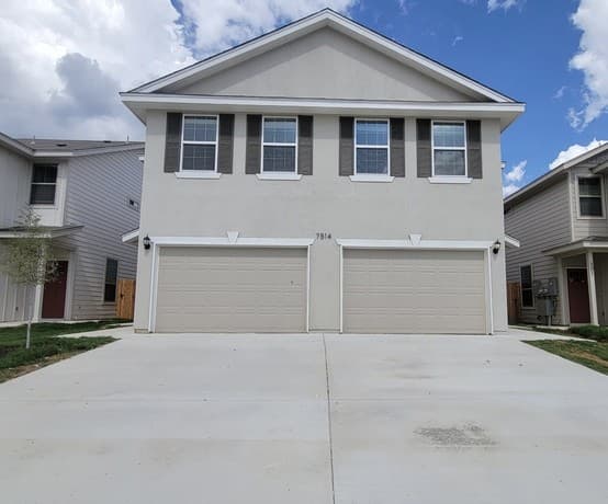 3-bedroom rental at 7514 Astro Fld Unit 102 in San Antonio TX