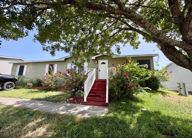 3-bedroom rental at 7460 Kitty Hawk Unit 44 in San Antonio TX