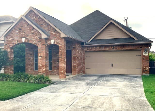3-bedroom rental at 9618 Sun Mill in San Antonio TX