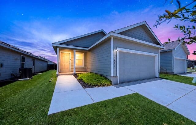 4-bedroom rental at 7207 Plow Run in San Antonio, TX — photo 1