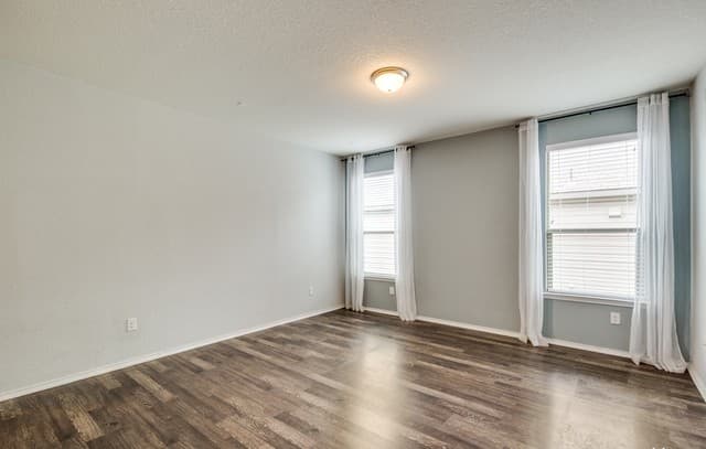 3-bedroom rental at 15306 Cascade Pt in San Antonio TX