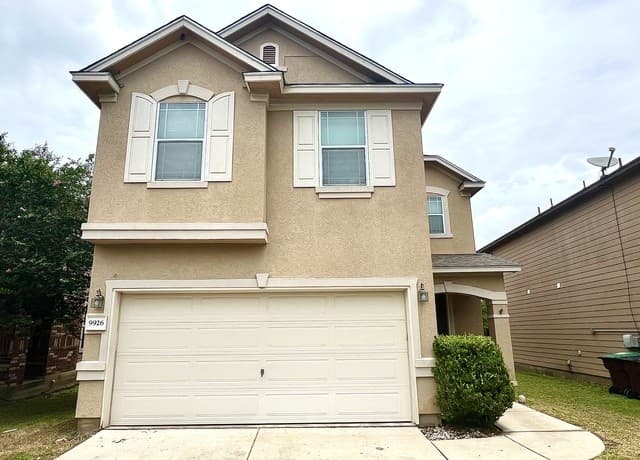 3-bedroom rental at 9926 Hawk Vlg in Converse TX