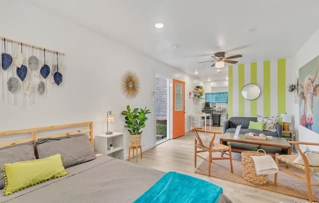 rental at 1407 Leal Unit 3 in San Antonio TX
