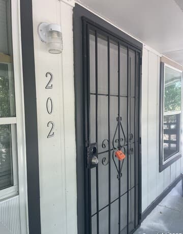 rental at 4818 Monterey St Unit #202 in San Antonio TX