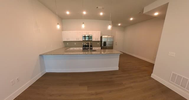 rental at 330 E Carson Unit 3103 in San Antonio TX