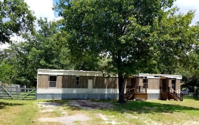 rental at 23322 Dragon Rock Rd in Elmendorf TX