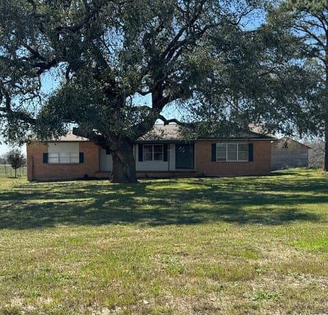 rental at 10353-B Fm 539 in Sutherland Springs TX