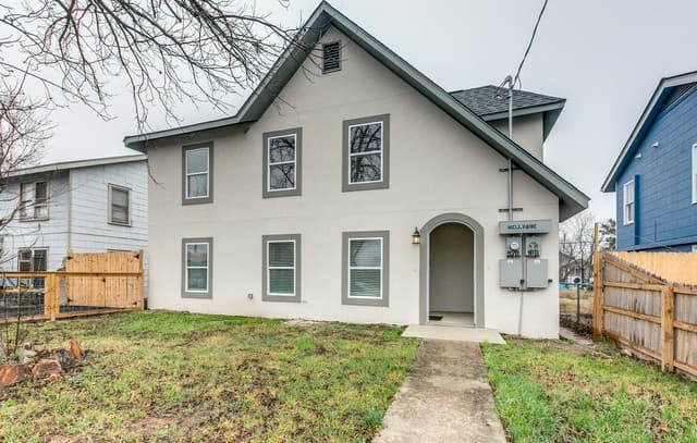 rental at 920 McIlvaine in San Antonio TX
