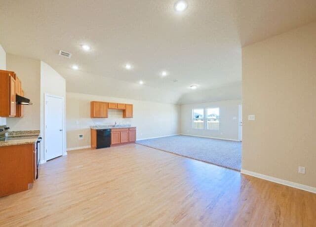 rental at 7765 Champion Crk in San Antonio TX