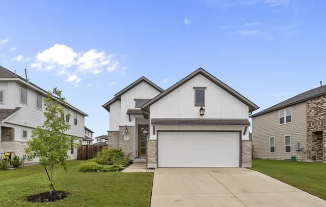 rental at 4964 Park Mnr in Marion TX