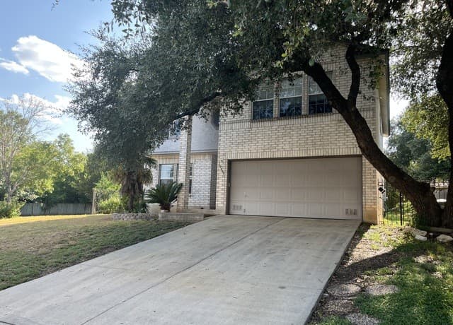 rental at 10403 Pelican Oak Dr in San Antonio TX