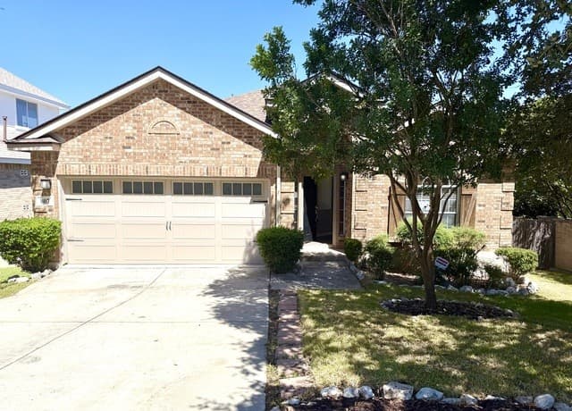 rental at 807 Windhurst in San Antonio TX