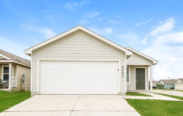 rental at 2402 Double Oak in New Braunfels TX