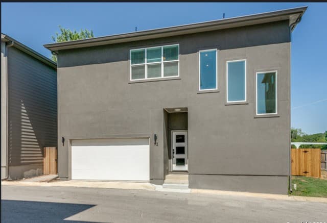 rental at 1618 W Lawndale Dr Unit 12 in San Antonio TX