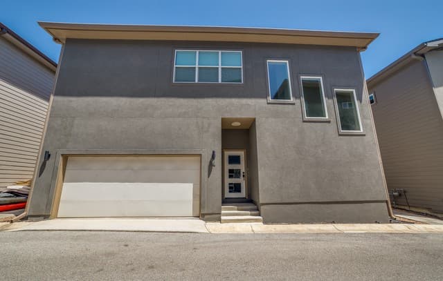 rental at 1618 W Lawndale Dr Unit UNIT 14 in San Antonio TX